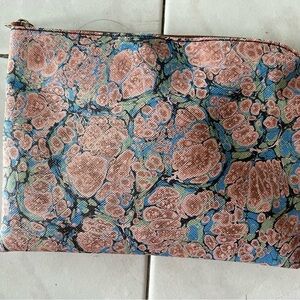 Turkish airline amenity kit (travel pouch)